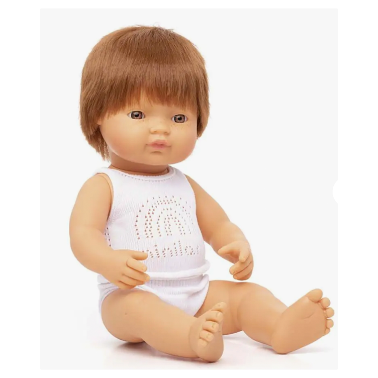 Puppe rothaariger Junge